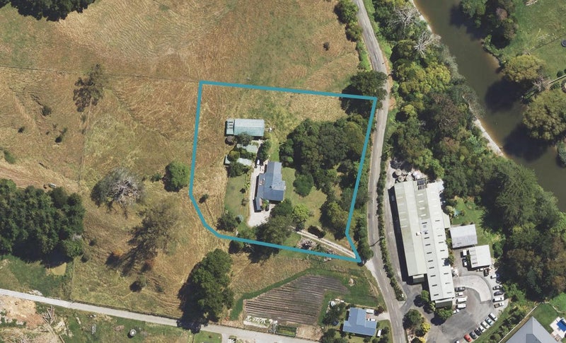 118 Riverside Road, Whataupoko, Gisborne - Carousel 1
