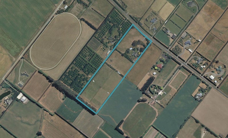 373 Hamptons Road, Christchurch - Carousel 1