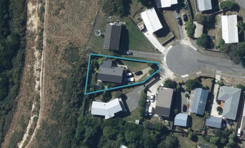 25 Chapel Street, Takapuwahia, Porirua - Carousel 1