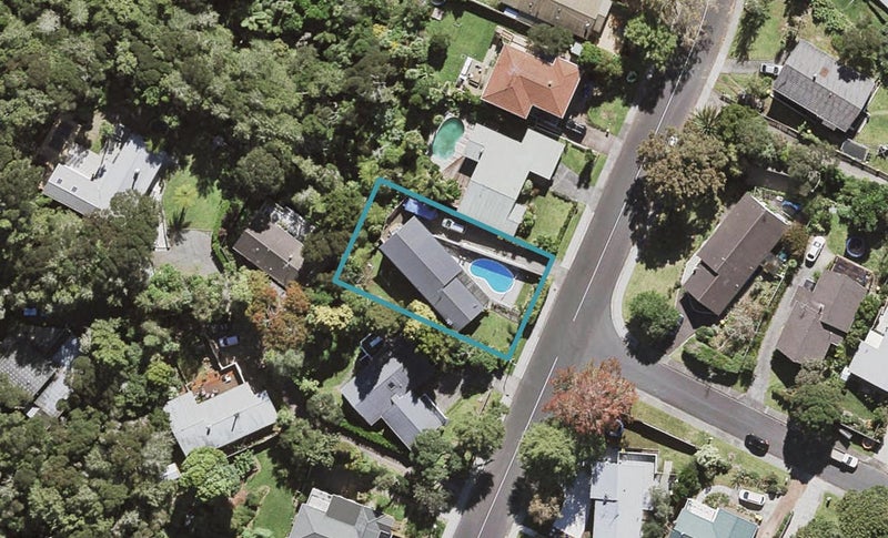 82 Roseberry Avenue, Birkenhead, Auckland - Carousel 1