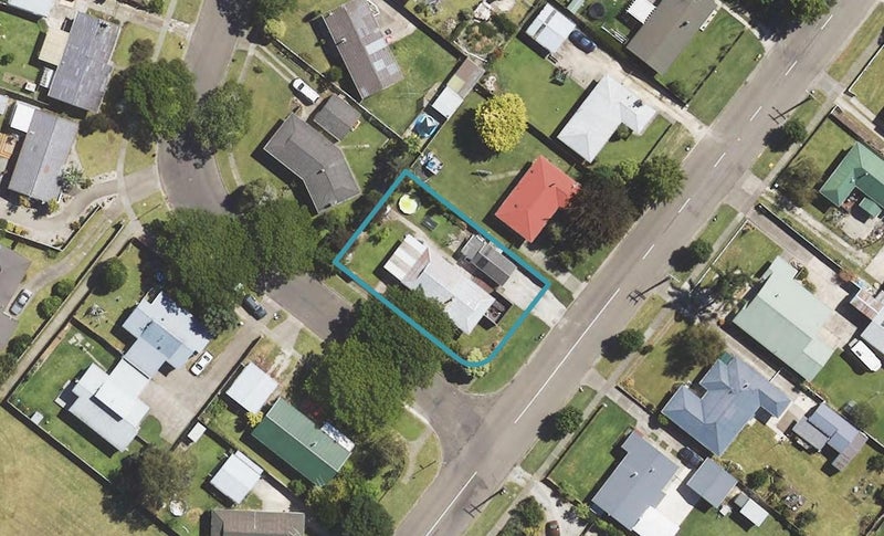 3 Edward Street, Mangapapa, Gisborne - Carousel 1