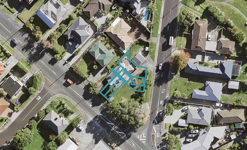 8/25 Griffen Park Road, Mount Roskill, Auckland - Carousel 1