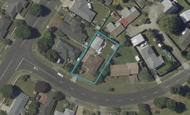 64 Clarke Avenue, Highbury, Palmerston North - Carousel 1