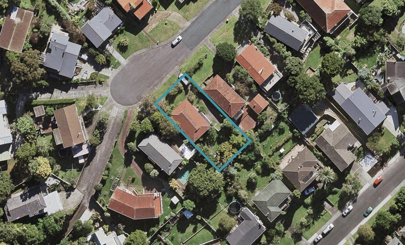 21 Welland Place, Hillcrest, Auckland - Carousel 1