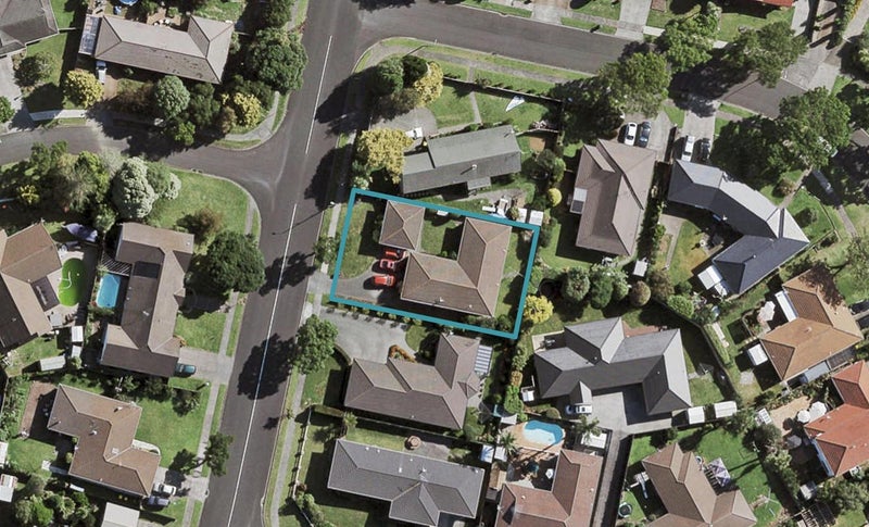 179 Walter Strevens Drive, Conifer Grove, Takanini - Carousel 1