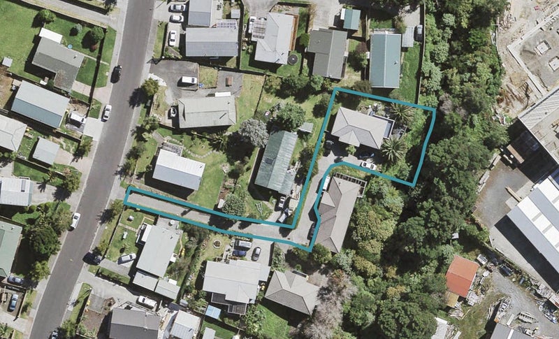 28 Riserra Drive, Ranui, Auckland - Carousel 1