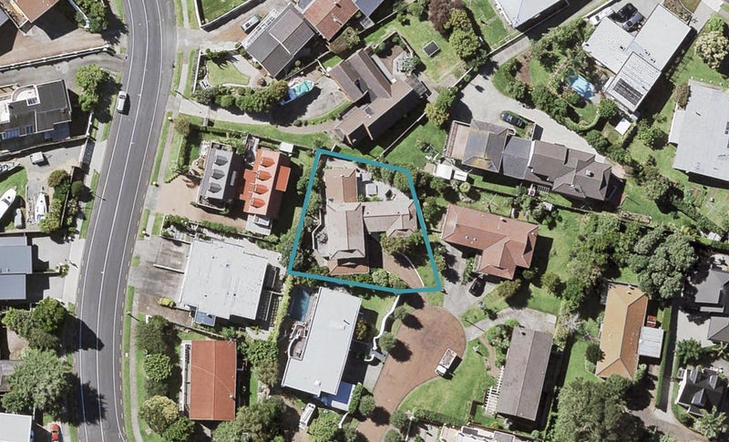 6 Icarus Place, Half Moon Bay, Auckland - Carousel 1