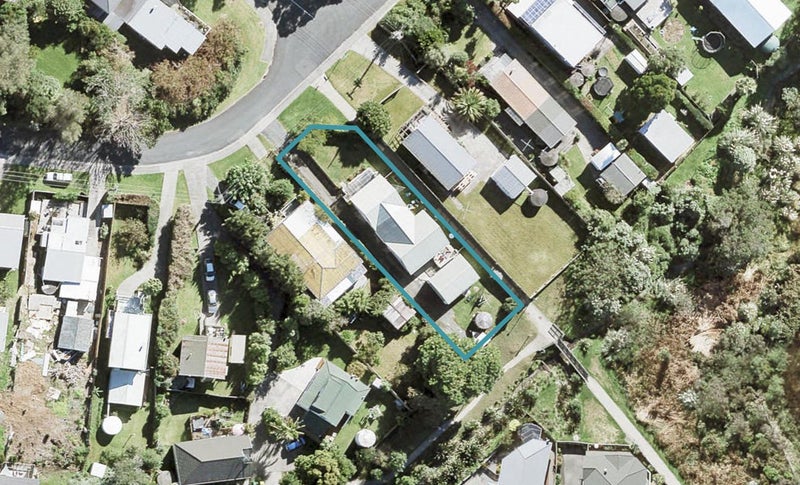 21 Rata Road, Stanmore Bay, Whangaparaoa - Carousel 1