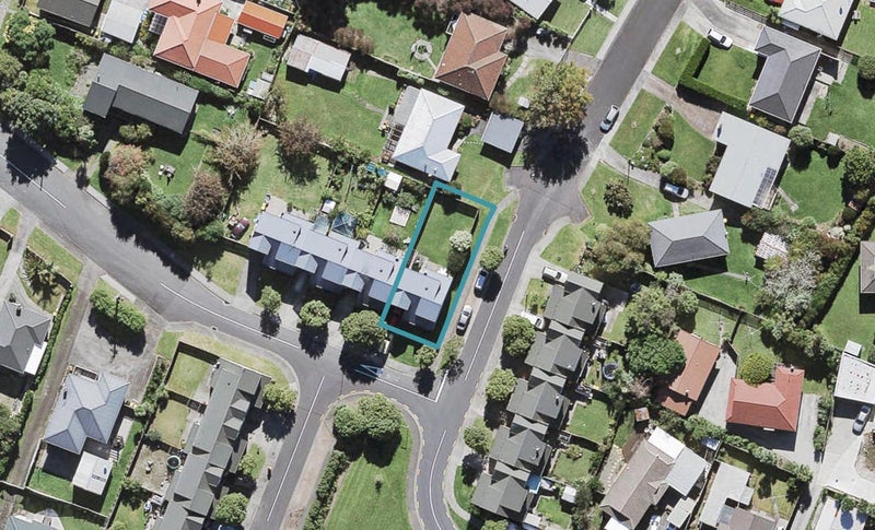 31 Kelman Road, Kelston, Auckland - Carousel 1