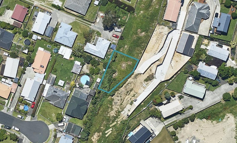 16A Newark Close, Gate Pa, Tauranga - Carousel 1