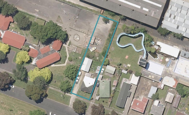 75 Hakeke Street, Whanganui East, Whanganui - Carousel 1