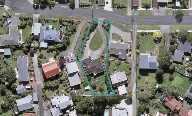 16 Skinner Street, Blagdon, New Plymouth - Carousel 1