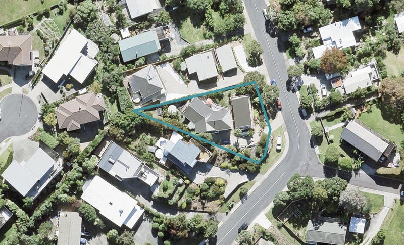 29 Everard Avenue, Army Bay, Whangaparaoa - Carousel 1