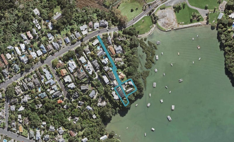 2/0 Maritime Terrace, Birkenhead, Auckland - Carousel 1