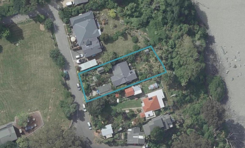 21 Cresswell Avenue, Governors Bay, Lyttelton - Carousel 1