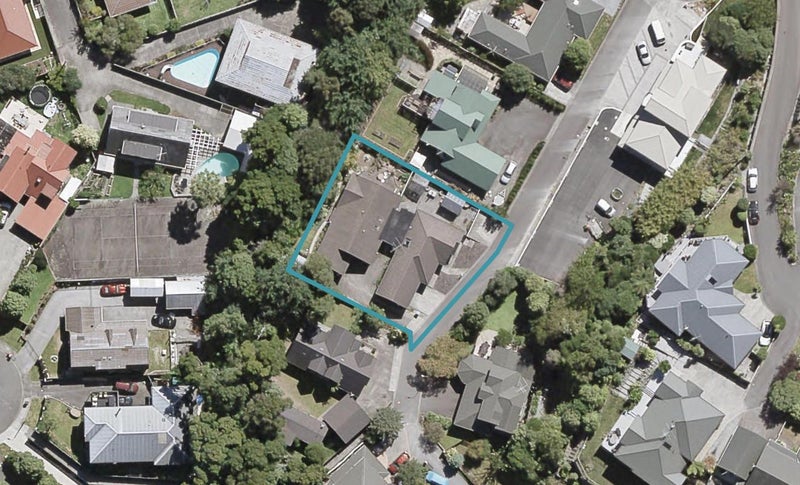 19 McCarthy Grove, Clouston Park, Upper Hutt - Carousel 1