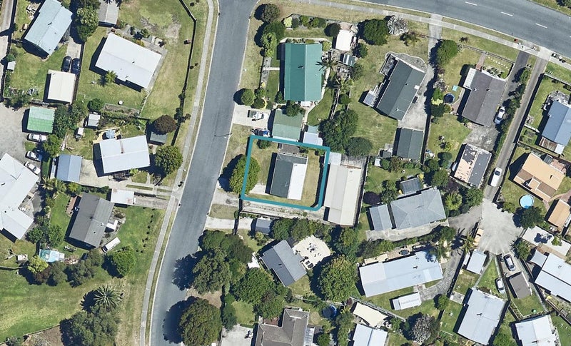 2A Emerald Place, Papamoa Beach, Papamoa - Carousel 1