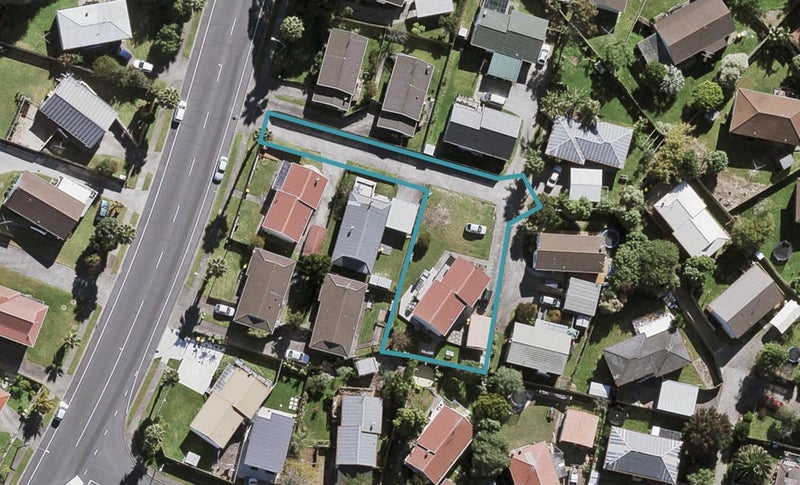 30 Caribbean Drive, Unsworth Heights, Auckland - Carousel 1
