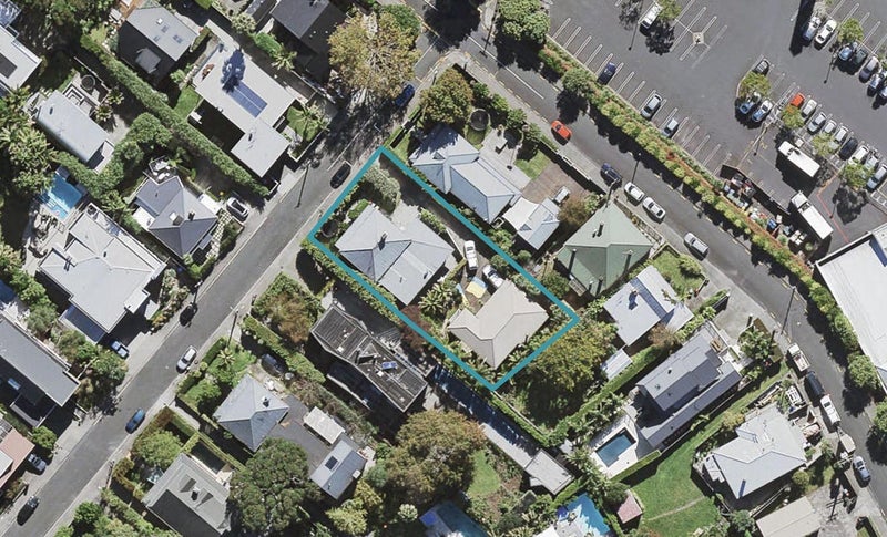 47A Livingstone Street, Westmere, Auckland - Carousel 1