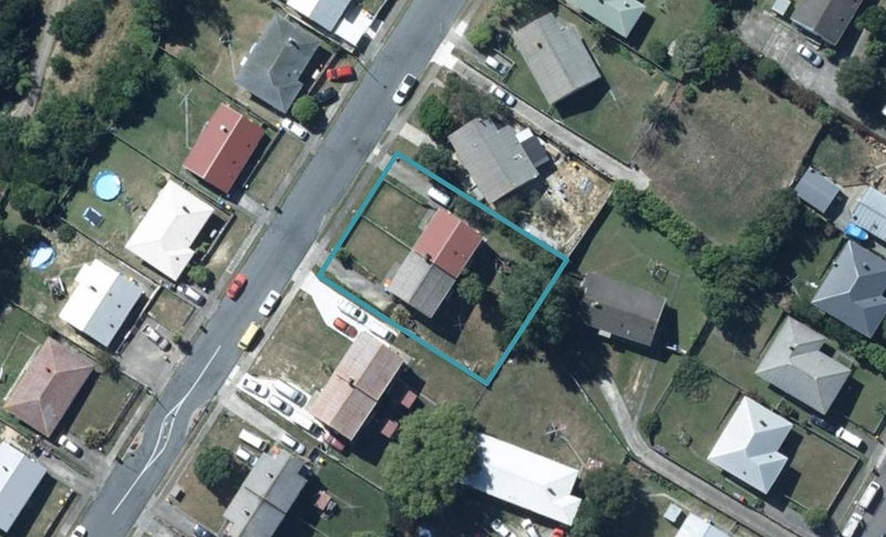 48 Waihemo Street, Waitangirua, Porirua - Carousel 1