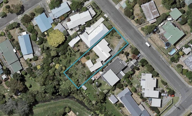 5 Callender Terrace, Paraparaumu Beach, Paraparaumu - Carousel 1