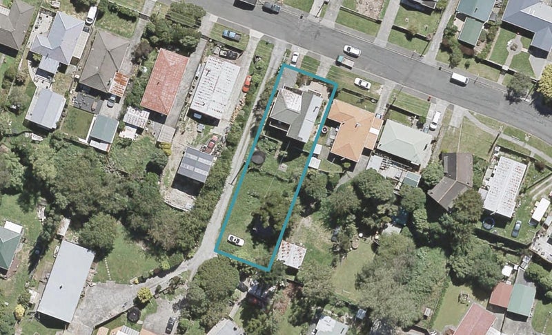 68 Gillespies Road, Birchville, Upper Hutt - Carousel 1