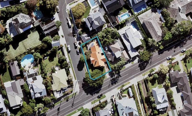 21 Argyle Street, Herne Bay, Auckland - Carousel 1