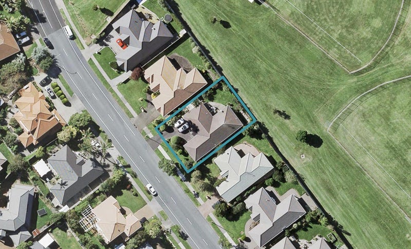 50 Nicholas Road, Somerville, Manukau - Carousel 1