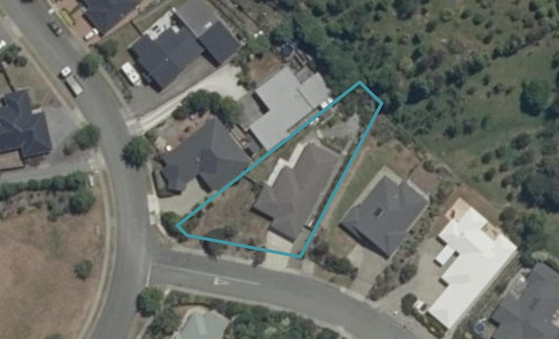 1 Farleigh Street, Atawhai, Nelson - Carousel 1