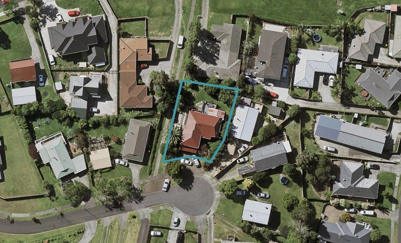 10 Mataura Place, Clover Park, Auckland - Carousel 1