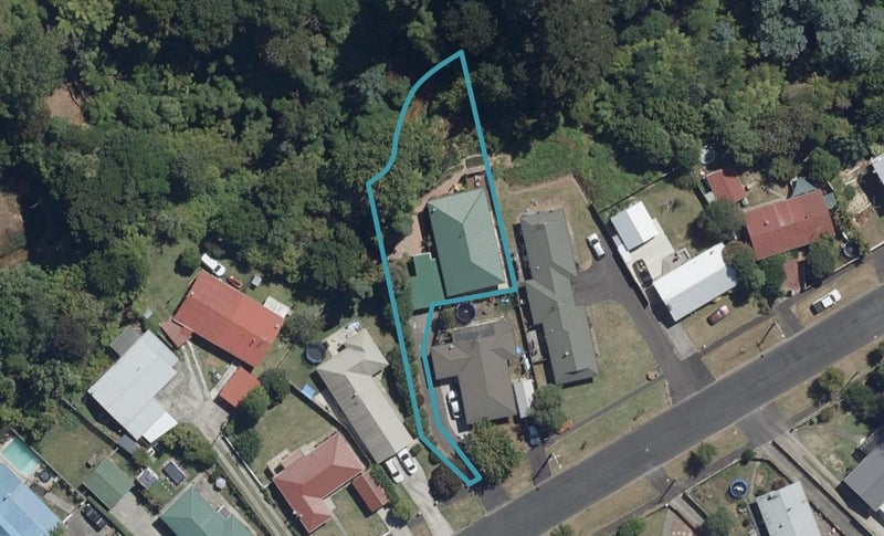 21A Tomin Road, Glenview, Hamilton - Carousel 1