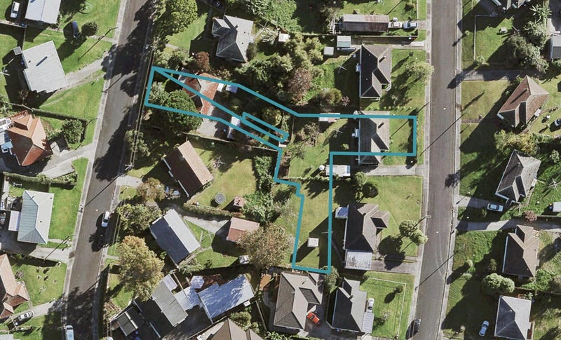6 Nekuneku Lane, Mount Roskill, Auckland - Carousel 1