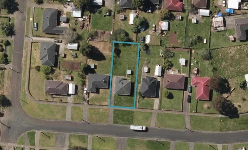 8 Mckinnon Crescent, Otangarei, Whangarei - Carousel 1