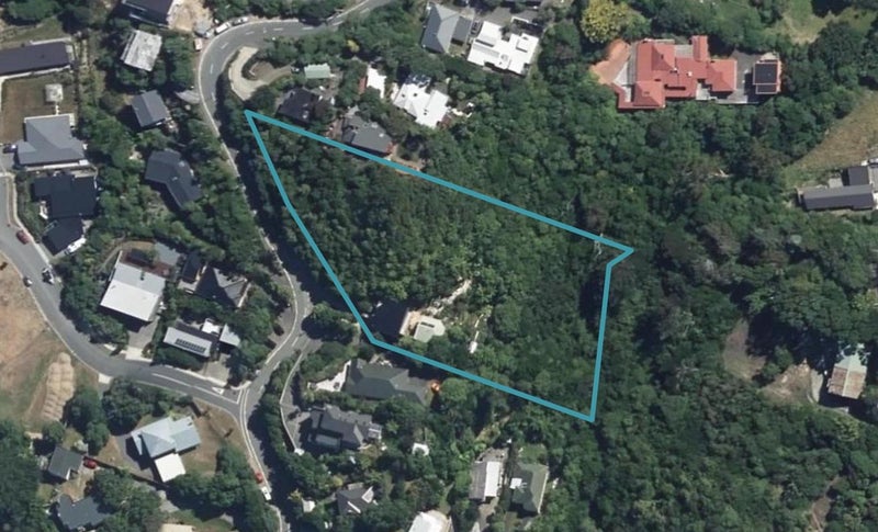 90 Korokoro Road, Korokoro, Lower Hutt - Carousel 1
