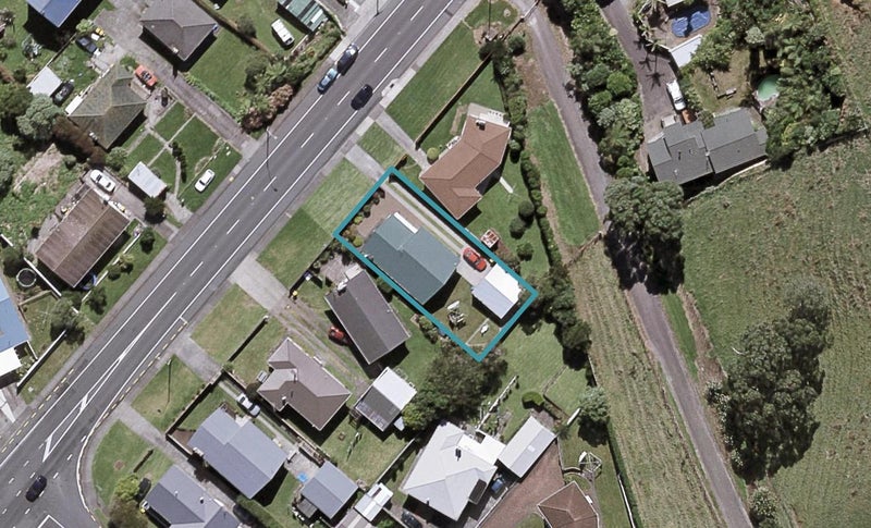 95 South Road, Blagdon, New Plymouth - Carousel 1