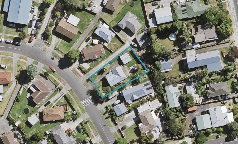 7 Karepo Crescent, Ranui, Auckland - Carousel 1