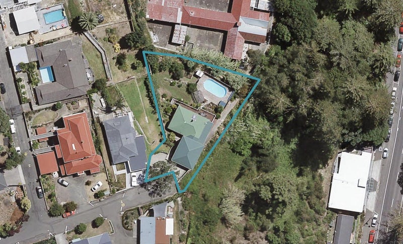 29 Clyde Road, Bluff Hill, Napier - Carousel 1
