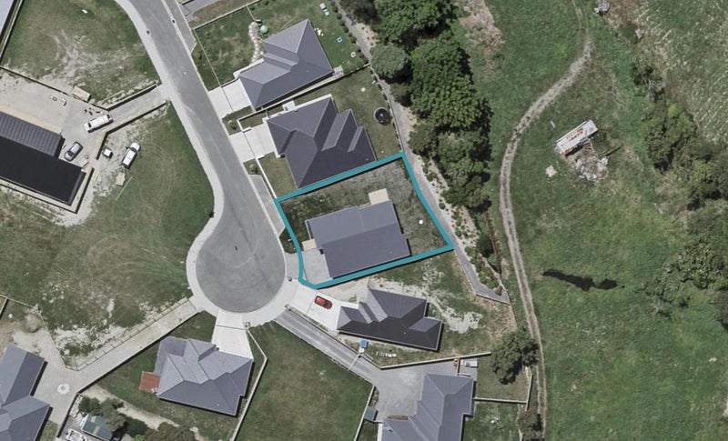 13 Kingi Te Ahoaho PL, Otaki - Carousel 1