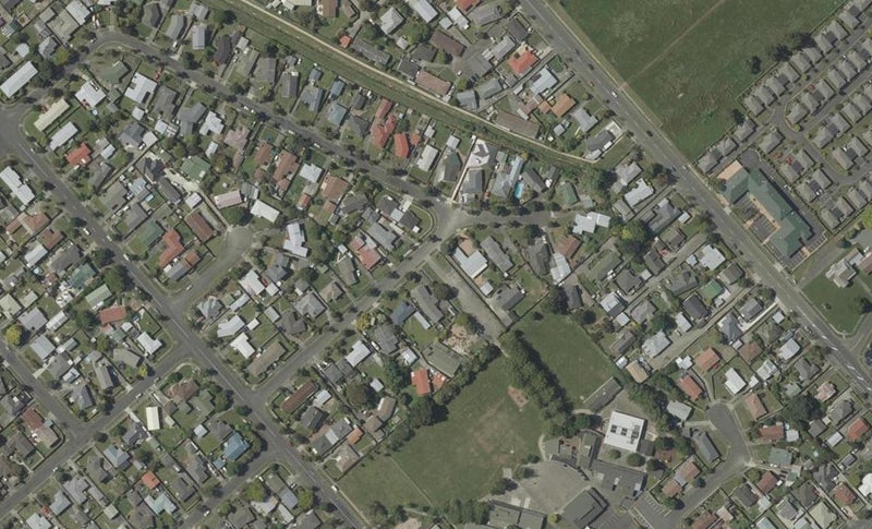 63 Abraham Crescent, Milson, Palmerston North - Carousel 1