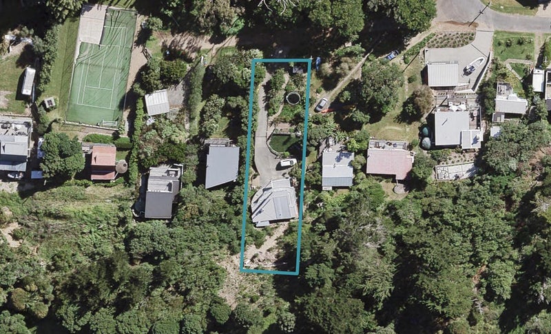 23 Le Roy Road, Onetangi, Waiheke Island - Carousel 1