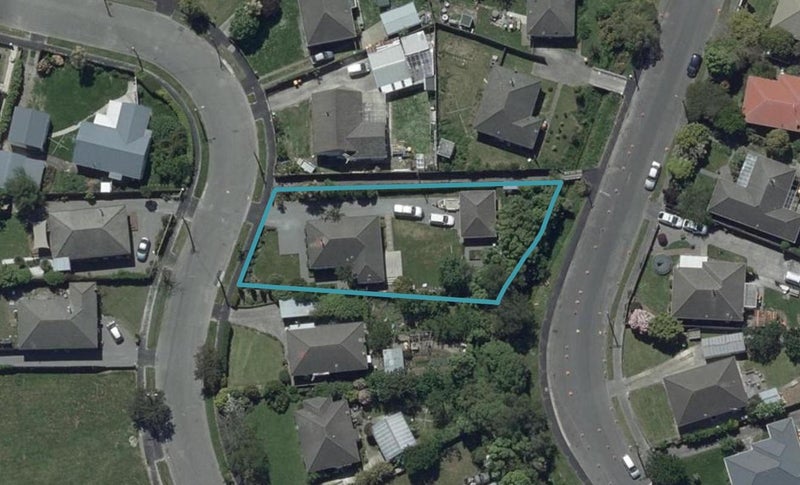 32 Bellbrook Crescent, Shirley, Christchurch - Carousel 1