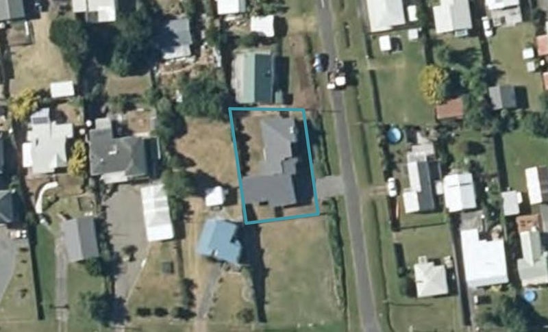 3 Fabrin Street, Foxton Beach, Foxton - Carousel 1