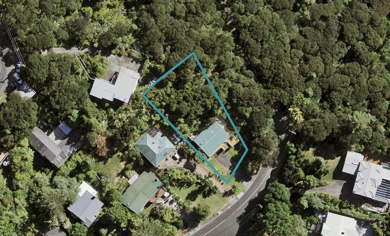 134 Wood Bay Road, Titirangi, Auckland - Carousel 1