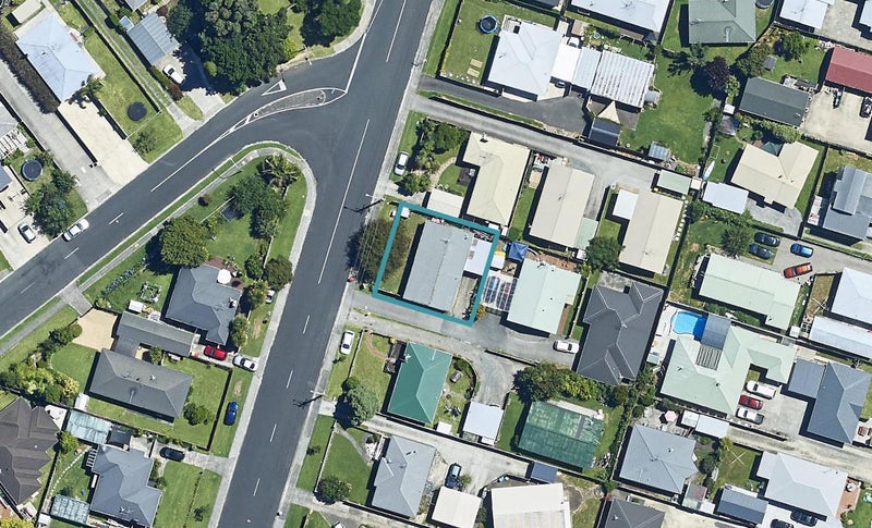 61A Queen Road, Bellevue, Tauranga - Carousel 1