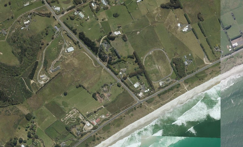14 Big Stone Road, Brighton, Dunedin - Carousel 1