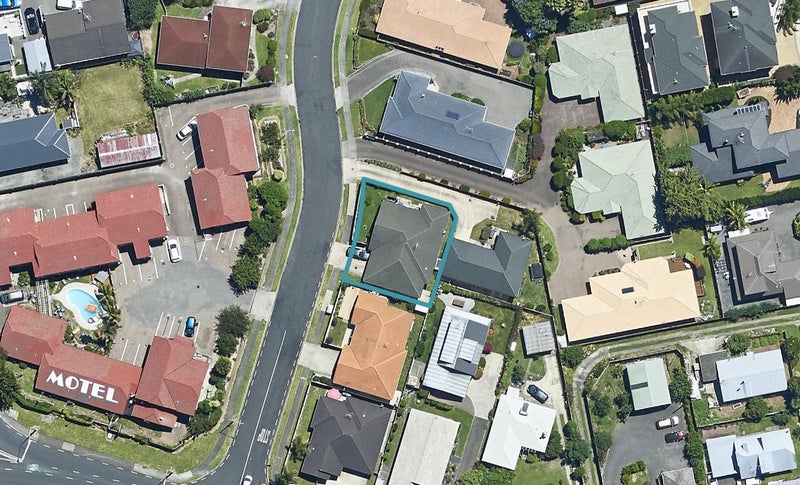 2B Tekoah Place, Judea, Tauranga - Carousel 1