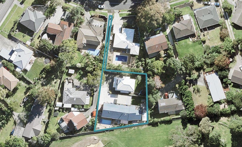 1/45 Weatherly Road, Torbay, Auckland - Carousel 1