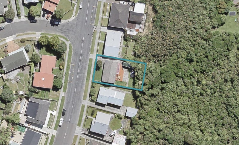 190 Major Drive, Kelson, Lower Hutt - Carousel 1