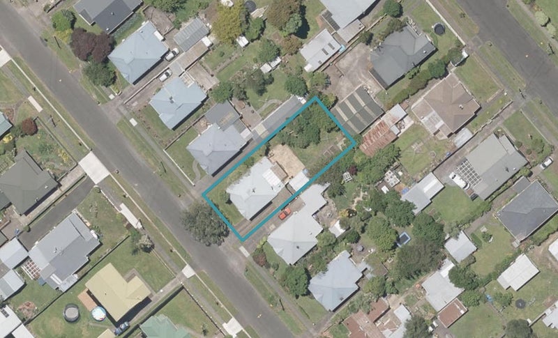 51 Young Street, Whanganui East, Whanganui - Carousel 1