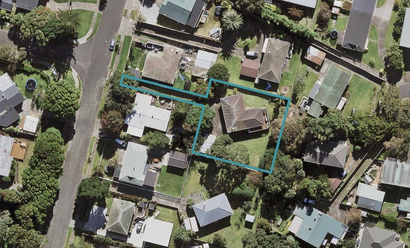 19 Ashcroft Avenue, Mangere Bridge, Auckland - Carousel 1